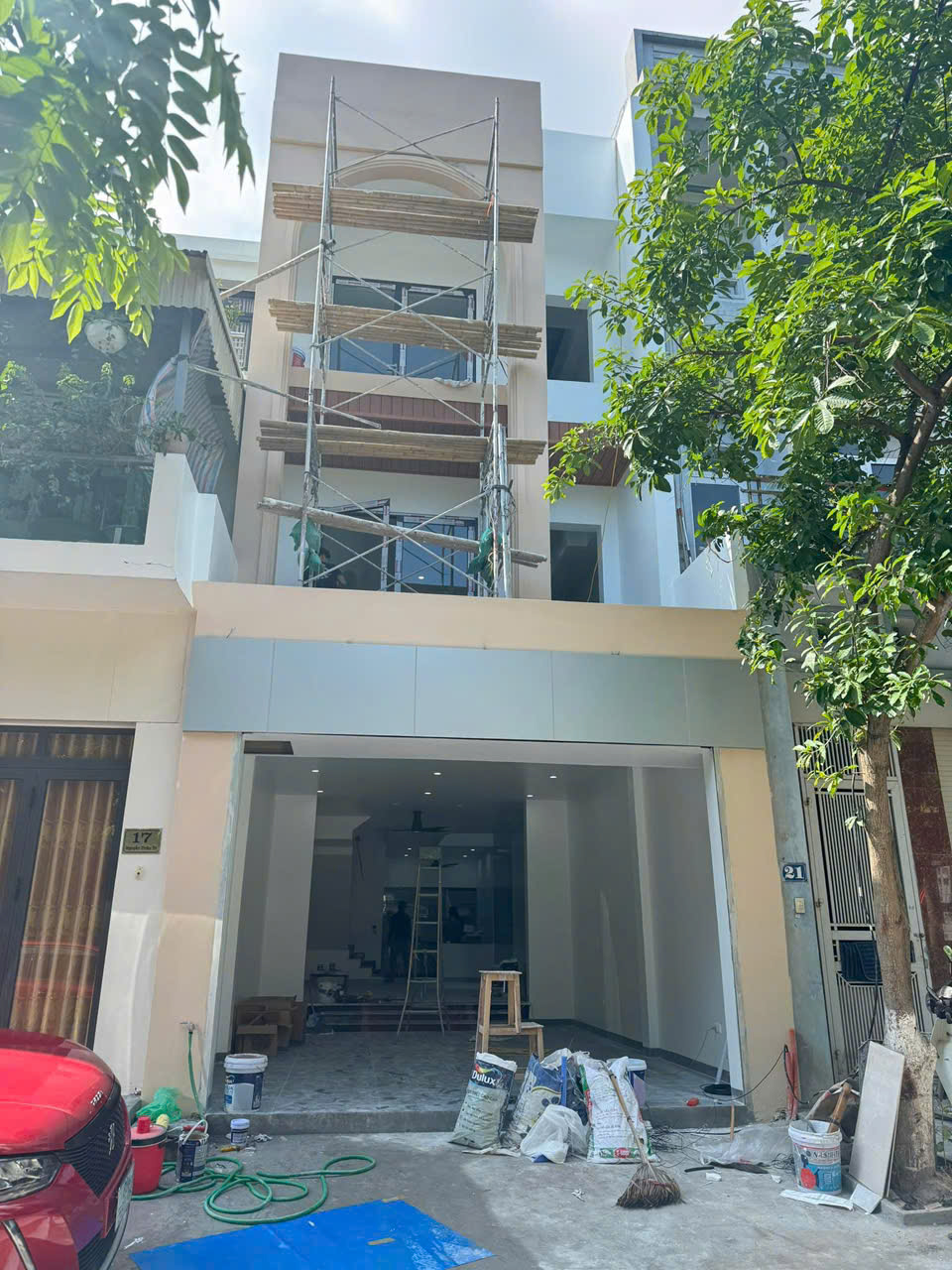 Hình ảnh thi công của Nhôm kính Mạnh Tiến Phát 03